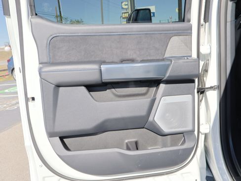 Certified 2025 Ford F450 Platinum image 30