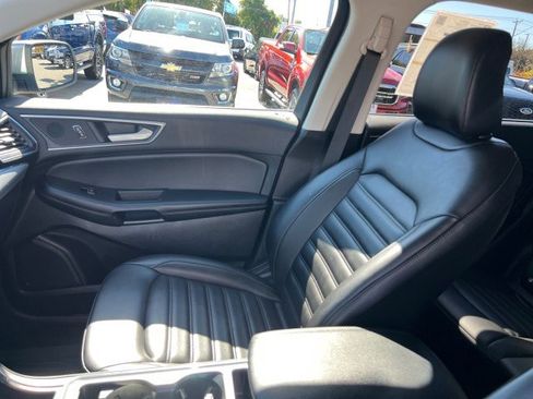 Certified 2022 Ford Edge SEL w/ Convenience Package image 9