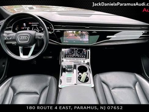 Used 2021 Audi Q8 Premium Plus w/ Premium Plus Package AWD/4WD image 13