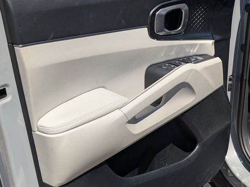 Used 2025 Kia Sorento S w/ Panoramic Sunroof Package FWD image 36