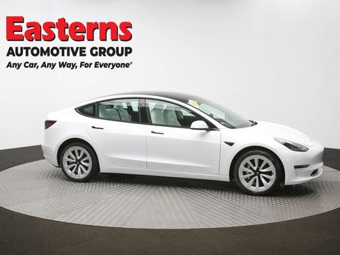 Used 2023 Tesla Model 3 Standard Range image 41