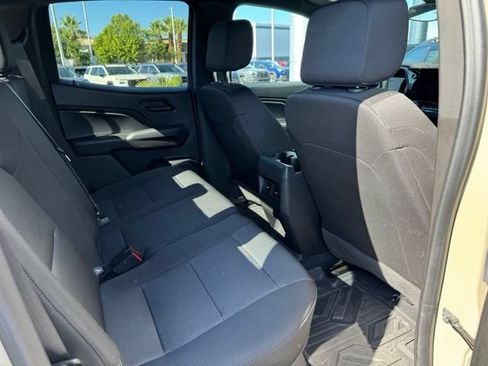 Used 2023 Chevrolet Colorado Trail Boss w/ Advanced Trailering Package AWD/4WD image 7