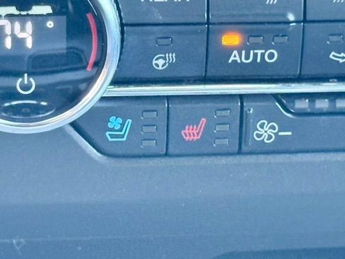 Certified 2020 Ford Expedition XLT w/ Equipment Group 202A RWD image 18