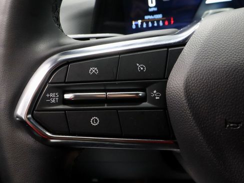 Used 2025 Chevrolet Equinox LT AWD/4WD image 26