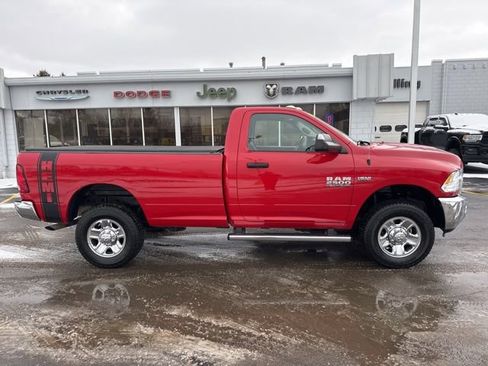 Used 2018 RAM 2500 Tradesman w/ Chrome Appearance Group image 2