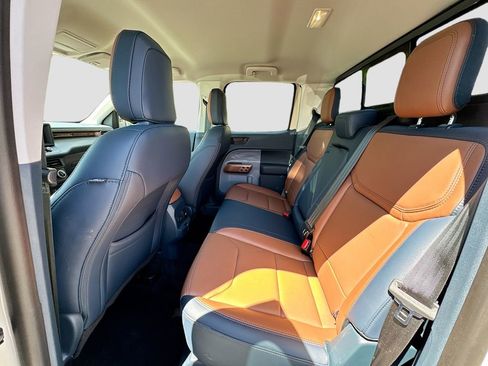 Used 2024 Ford Maverick Lariat image 25