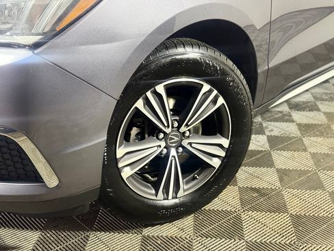 Used 2018 Acura MDX SH-AWD image 2
