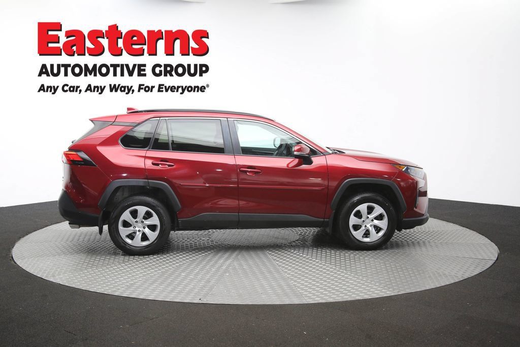Used 2021 Toyota RAV4 LE AWD/4WD image 44