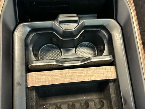 Used 2019 RAM 1500 Laramie Longhorn image 26