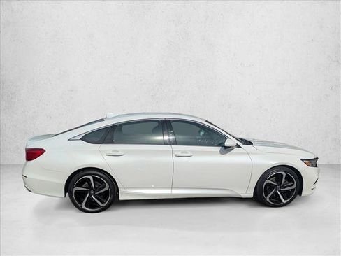 Certified 2018 Honda Accord Sport image 4