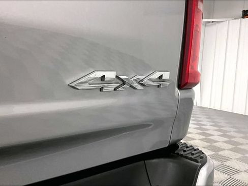 Used 2025 RAM 1500 Tungsten w/ Off-Road Group AWD/4WD image 9