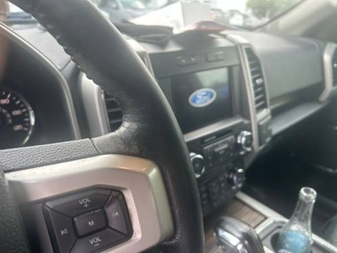 Used 2018 Ford F150 Lariat AWD/4WD image 9