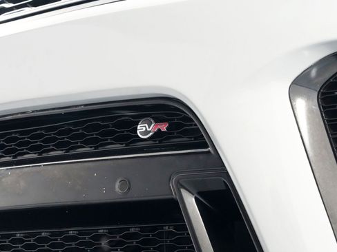 Used 2022 Land Rover Range Rover Sport SVR Carbon Edition image 65