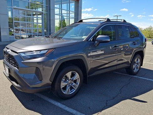 Certified 2023 Toyota RAV4 XLE w/ XLE Grade Weather Package AWD/4WD image 3