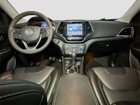 Certified 2022 Jeep Cherokee Limited image 9