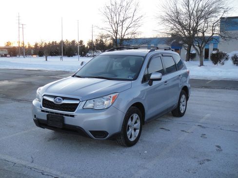 Used 2015 Subaru Forester 2.5i Premium w/ All-Weather Package image 2