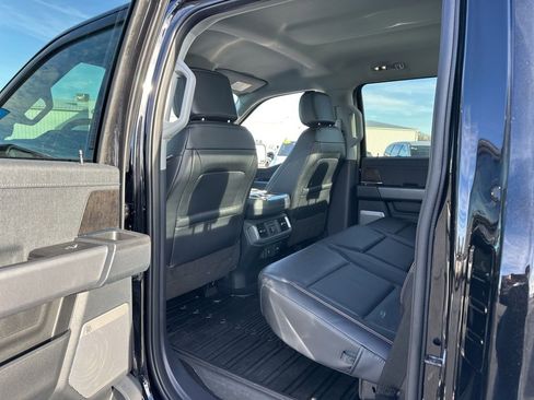 Used 2022 Ford F150 Lariat w/ Equipment Group 502A High image 25