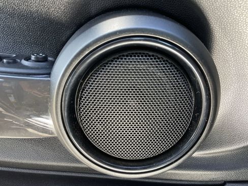 Used 2020 MINI Cooper 2-Door Hardtop image 27