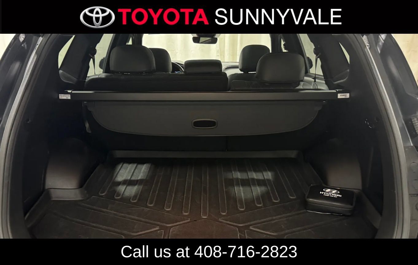 Used 2023 Hyundai Santa Fe SEL AWD/4WD image 5