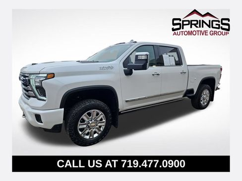 Used 2024 Chevrolet Silverado 2500 High Country w/ Technology Package AWD/4WD image 1