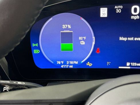 Certified 2025 Porsche Macan 4 Electric AWD/4WD image 14