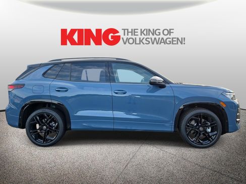 New 2026 Volkswagen Tiguan SE R-Line AWD/4WD image 2