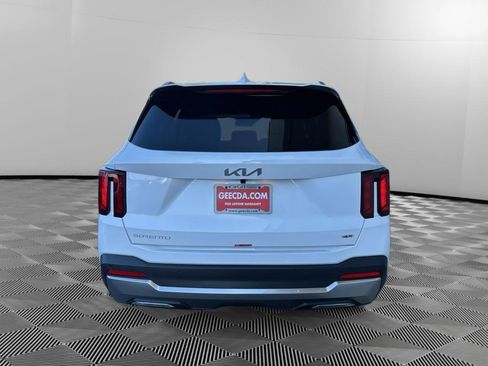 New 2026 Kia Sorento S w/ S Panoramic Sunroof Package image 5