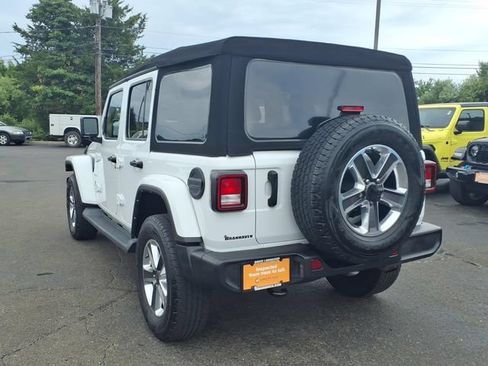 Certified 2022 Jeep Wrangler Unlimited Sahara w/ Cold Weather Group AWD/4WD image 8