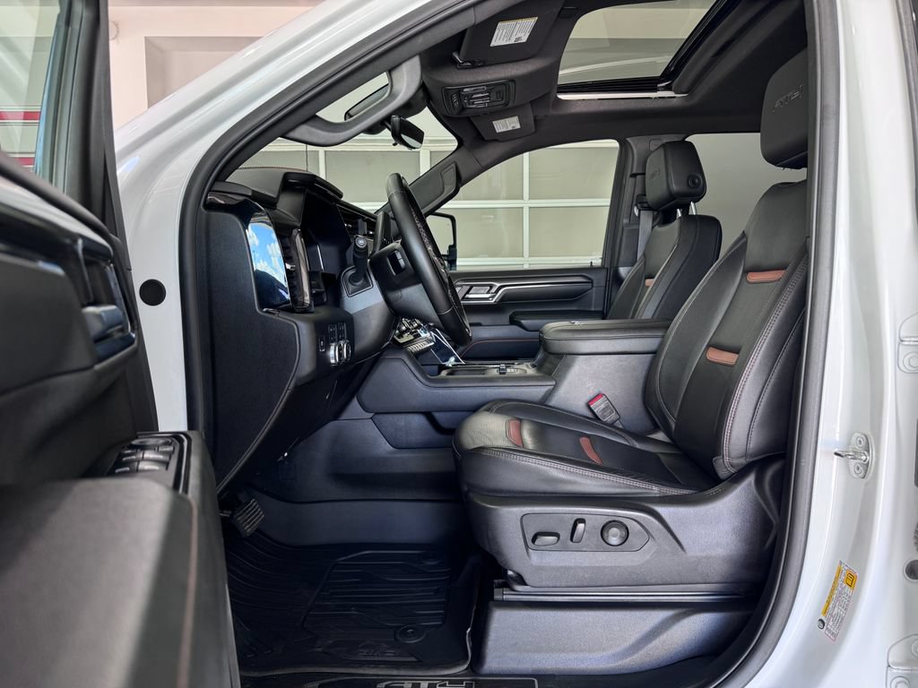 Certified 2024 GMC Sierra 2500 AT4 w/ Technology Package AWD/4WD image 13