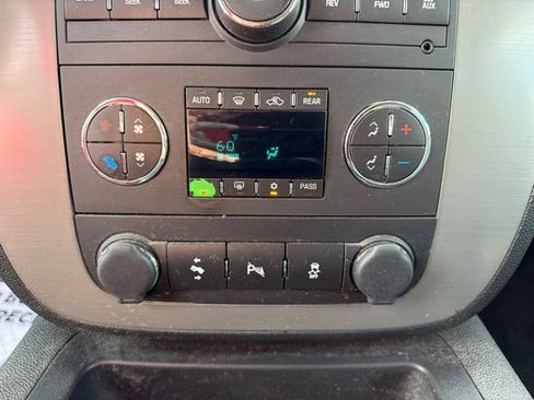 Used 2012 GMC Yukon XL SLT AWD/4WD image 19