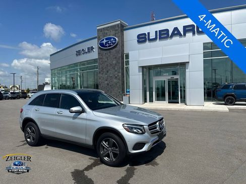 Used 2019 Mercedes-Benz GLC 300 4MATIC image 1