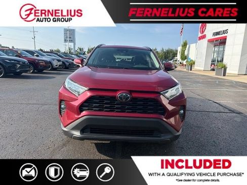 Used 2020 Toyota RAV4 XLE w/ Convenience Package AWD/4WD image 7