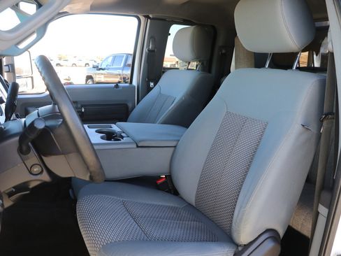 Used 2016 Ford F350 XLT w/ XLT Value Package image 12