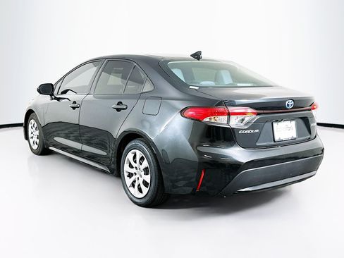 Used 2021 Toyota Corolla LE FWD image 5