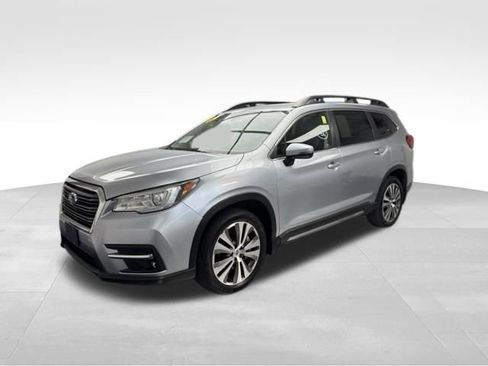 Used 2022 Subaru Ascent Limited w/ Popular Package #2A image 3