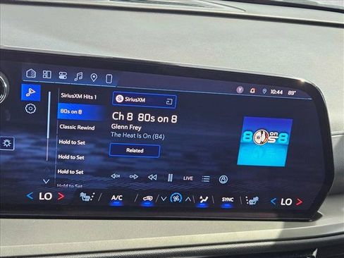 Used 2024 Chevrolet Traverse LT FWD image 10