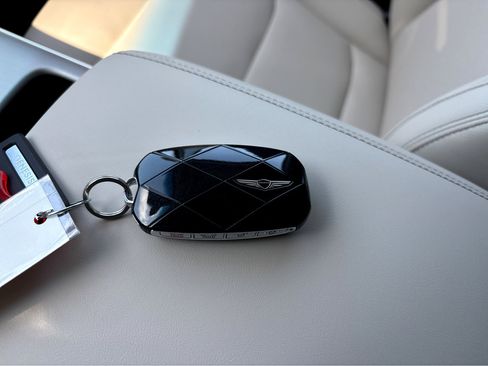 New 2026 Genesis GV70 2.5T Select image 26