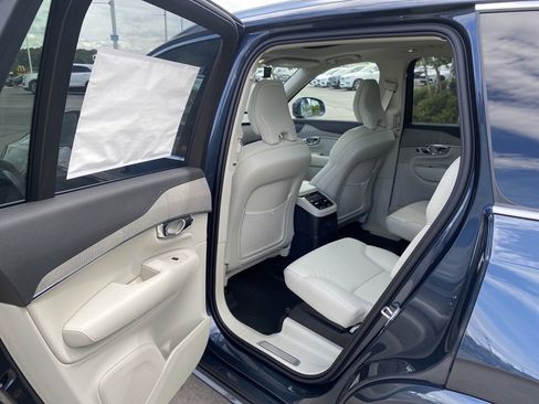 Used 2025 Volvo XC90 T8 Plus w/ Protection Package Premier image 30