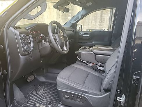 Used 2022 Chevrolet Silverado 1500 Custom image 10