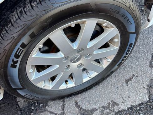 Used 2016 Chrysler Town & Country Touring image 46