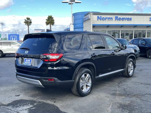 Used 2025 Honda Pilot EX-L image 26