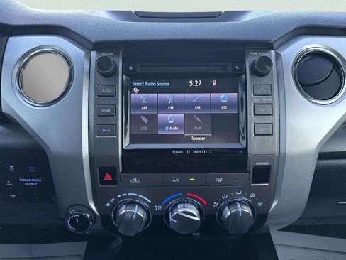 Used 2017 Toyota Tundra SR5 image 24