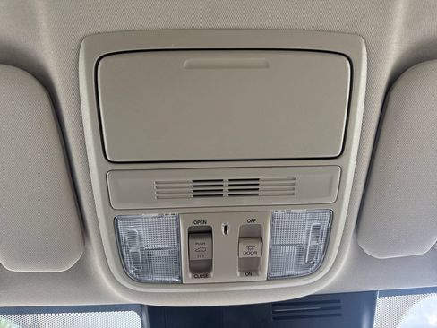 Certified 2021 Honda CR-V EX image 28