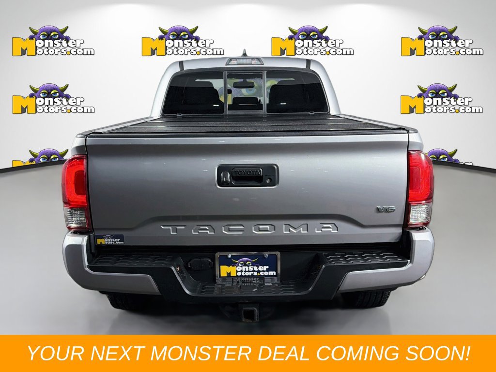 Used 2016 Toyota Tacoma TRD Sport AWD/4WD image 6