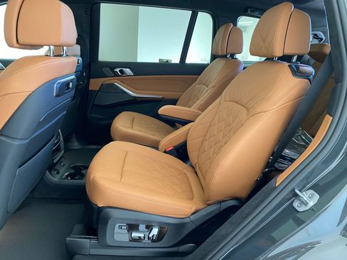 New 2026 BMW X7 xDrive40i w/ M Sport Package image 14