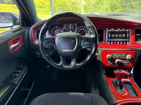 Used 2019 Dodge Charger GT RWD image 13