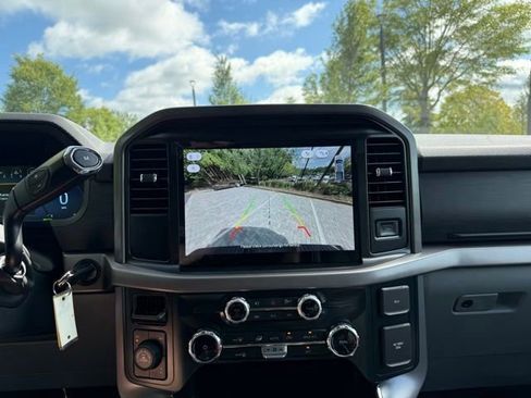 New 2025 Ford F150 XLT w/ Equipment Group 301A Standard image 12