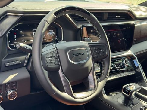 New 2025 GMC Sierra 1500 Denali Ultimate image 15