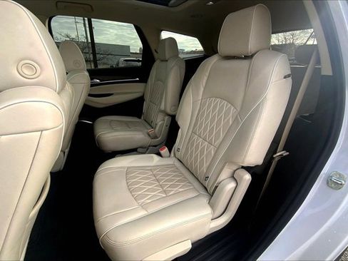 Used 2023 Buick Enclave Avenir w/ Avenir Technology Package image 26