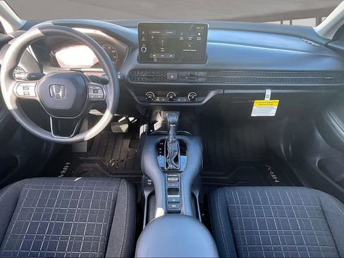 New 2026 Honda HR-V LX image 5
